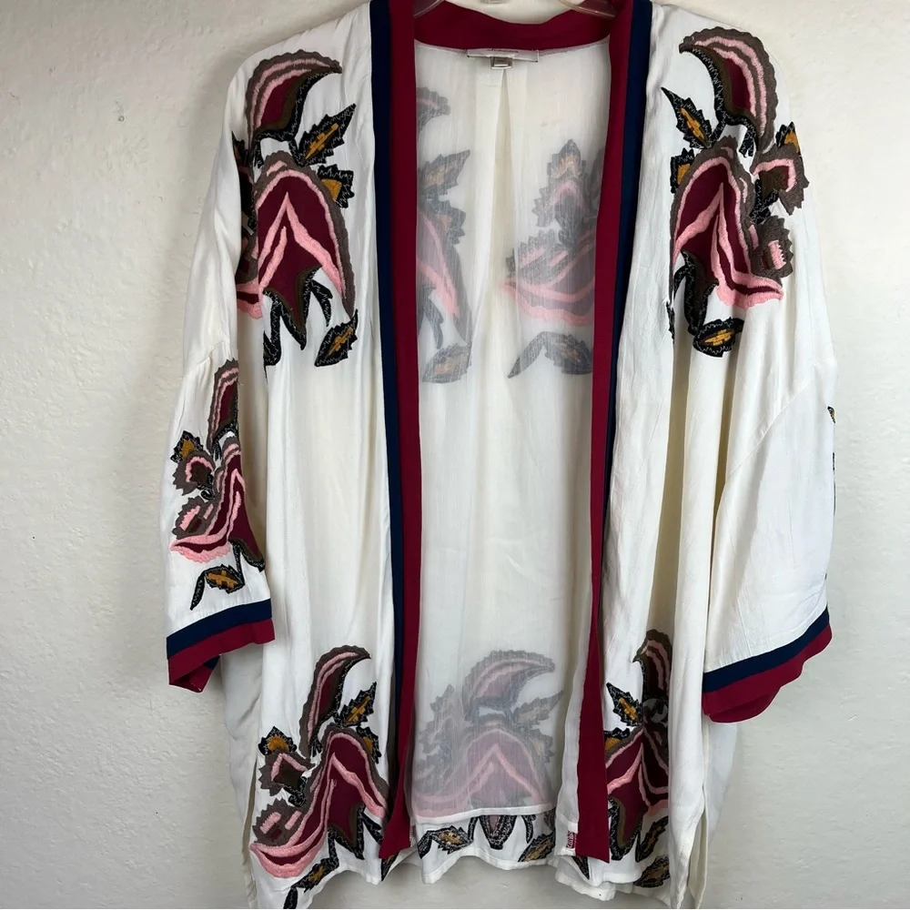 Anthro-Parodise- kimono style jacket with flower embroidery-Woman’s One size - Picture 4 of 14